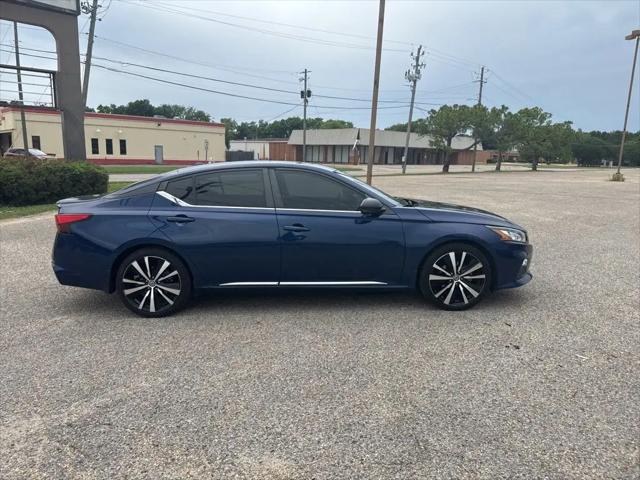 2020 Nissan Altima SR FWD