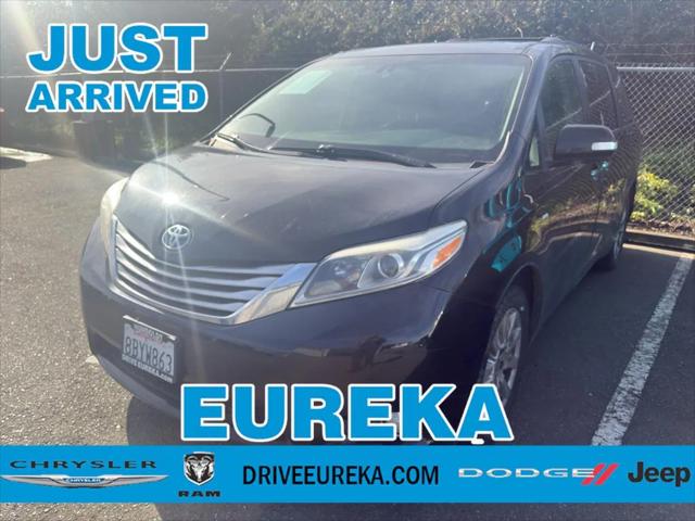 2017 Toyota Sienna Limited Premium 7 Passenger 2017 Toyota Sienna Limited Premium 7 Passenger