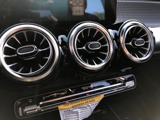 2022 Mercedes-Benz 300 4MATIC