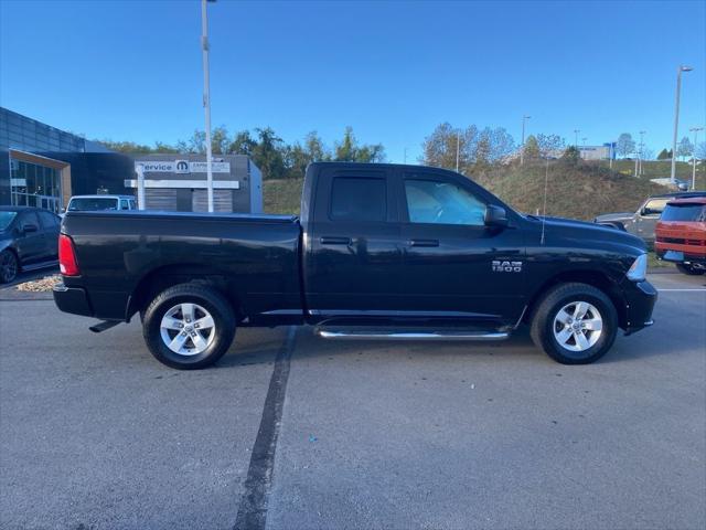 2017 RAM 1500 Express Quad Cab 4x4 64 Box