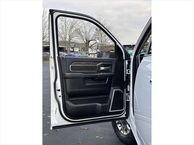 2020 Jeep Ram 2500 Laramie Crew Cab 4x4 6'4" Box