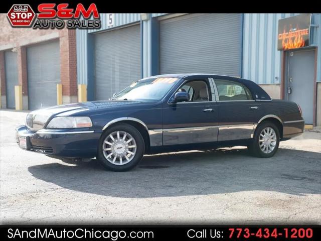 2007 Lincoln Town Car Signature for sale in Hickory Hills, IL