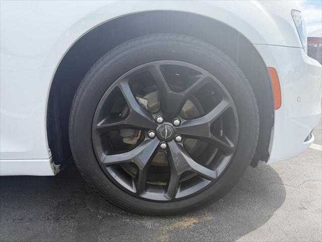 2021 Chrysler 300 300S