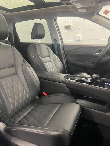 2022 Nissan Rogue Platinum Intelligent AWD