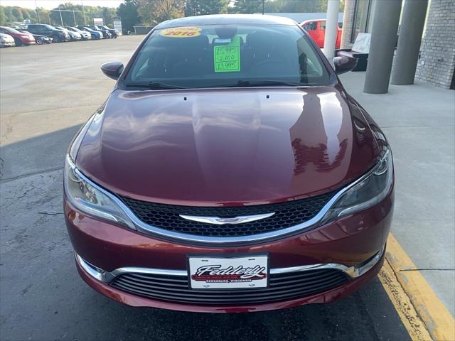 2016 Chrysler 200 Limited
