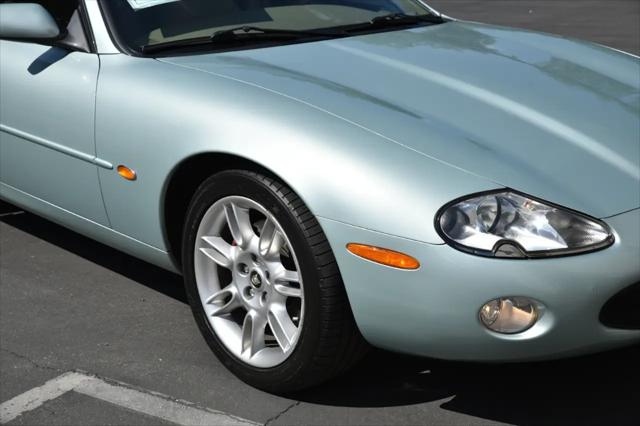 2001 Jaguar XK8 2dr Conv