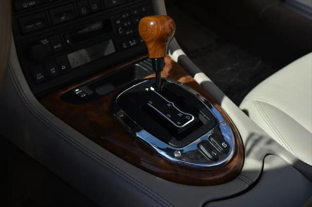 2001 Jaguar XK8 2dr Conv