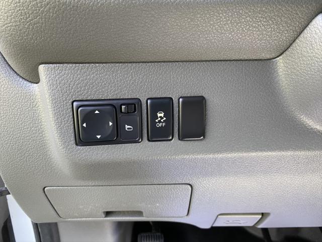 2017 Nissan 2500 S V6