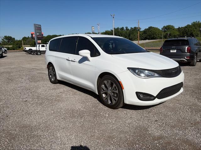 2018 Chrysler Pacifica Touring Plus