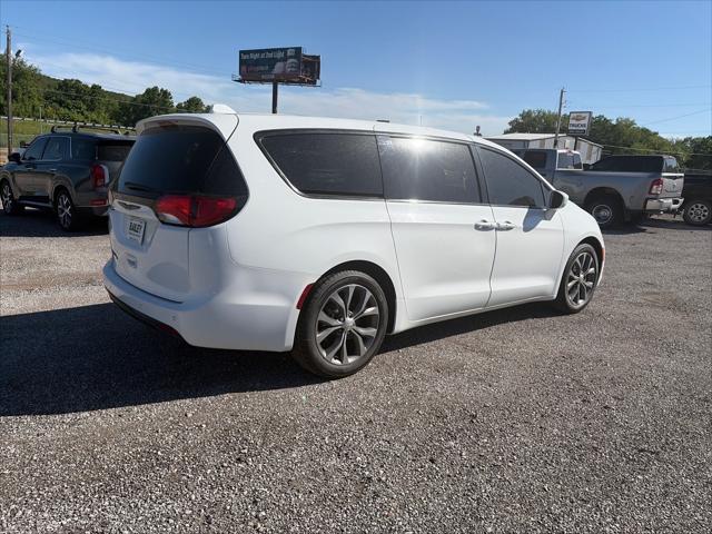 2018 Chrysler Pacifica Touring Plus