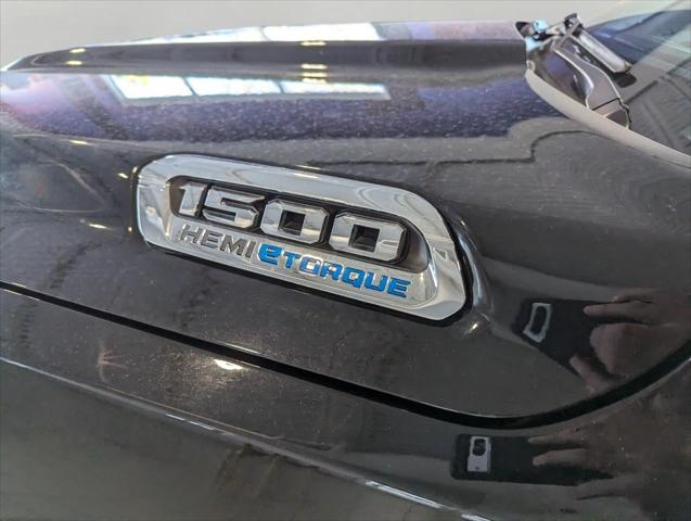 2022 RAM 1500 Laramie Crew Cab 4x4 57 Box 2022 RAM 1500 Laramie Crew Cab 4x4 57 Box