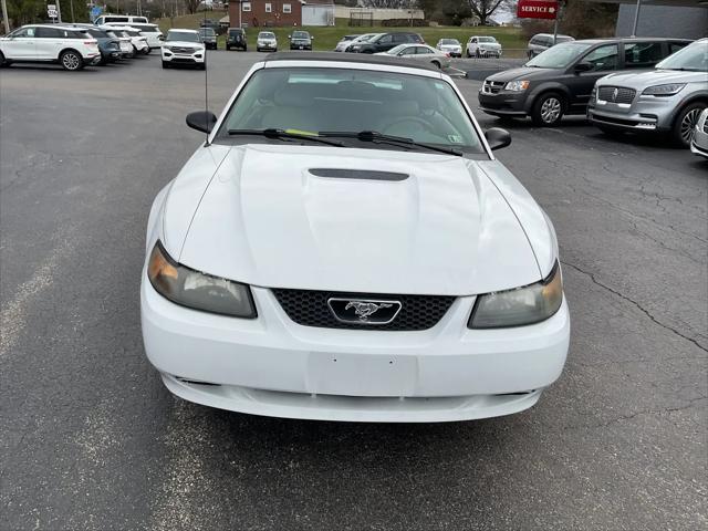 2001 Ford Mustang Premium