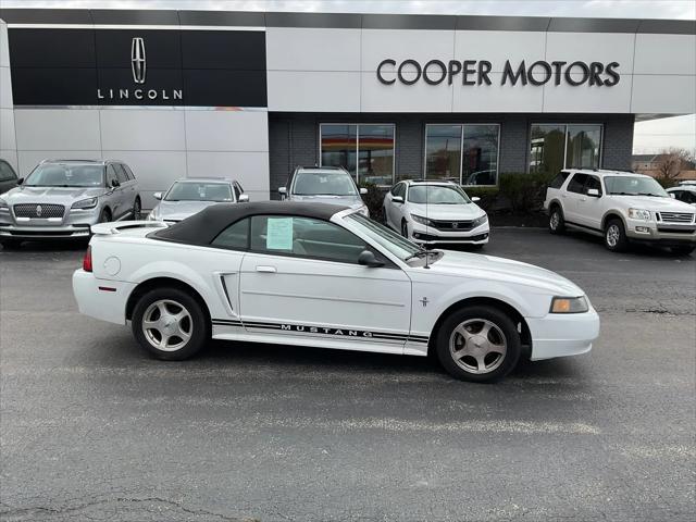 2001 Ford Mustang Premium