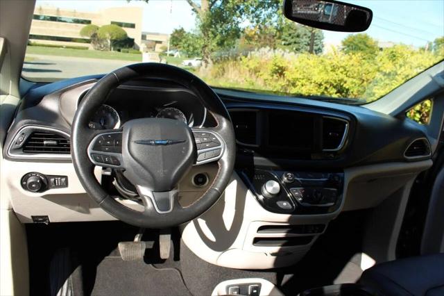 2020 Chrysler Pacifica Touring L