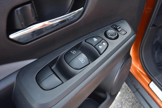 2021 Nissan Kicks SR Xtronic CVT