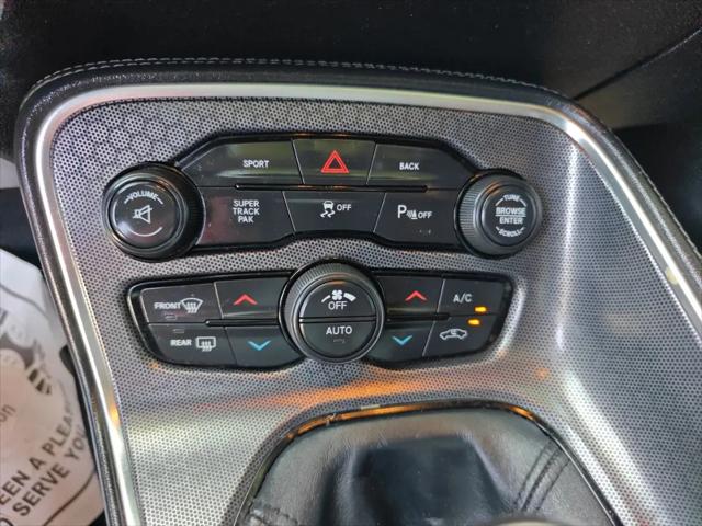 2016 Dodge Challenger R/T Scat Pack