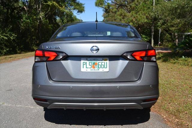 2020 Nissan Versa S Xtronic CVT