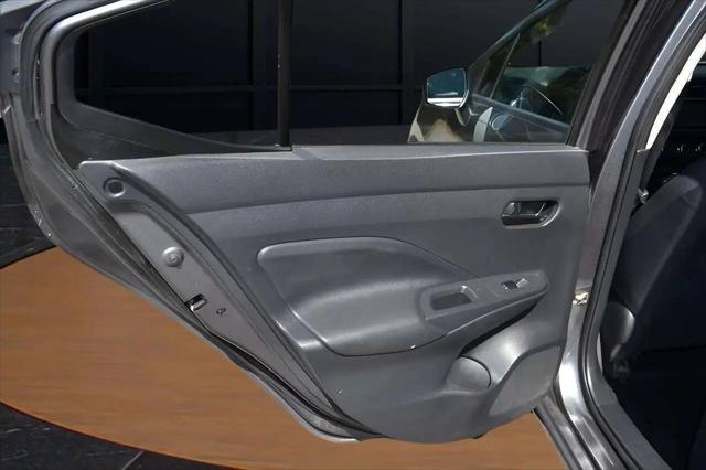 2020 Nissan Versa S Xtronic CVT