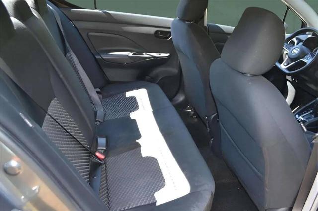 2020 Nissan Versa S Xtronic CVT