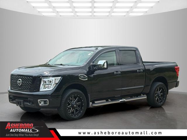 2017 Nissan TITAN SL