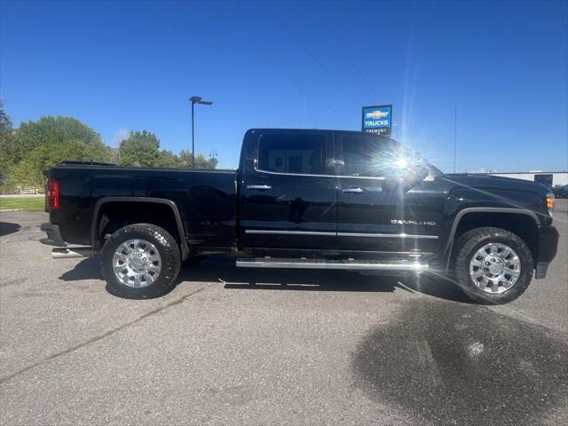 2019 GMC Sierra 2500HD Denali 2019 GMC Sierra 2500HD Denali