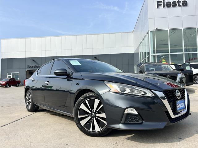 2022 Nissan Altima SV FWD 2022 Nissan Altima SV FWD