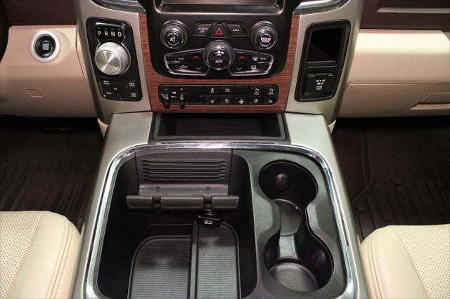 2017 Ram 1500 Laramie Crew Cab 4x4 5'7" Box