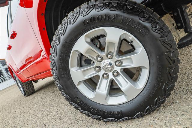 2019 RAM 1500 Laramie Quad Cab 4x4 64 Box