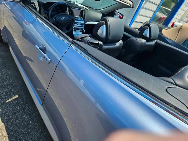 2009 INFINITI G37 Base