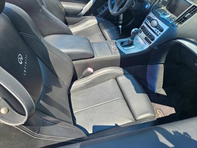 2009 INFINITI G37 Base