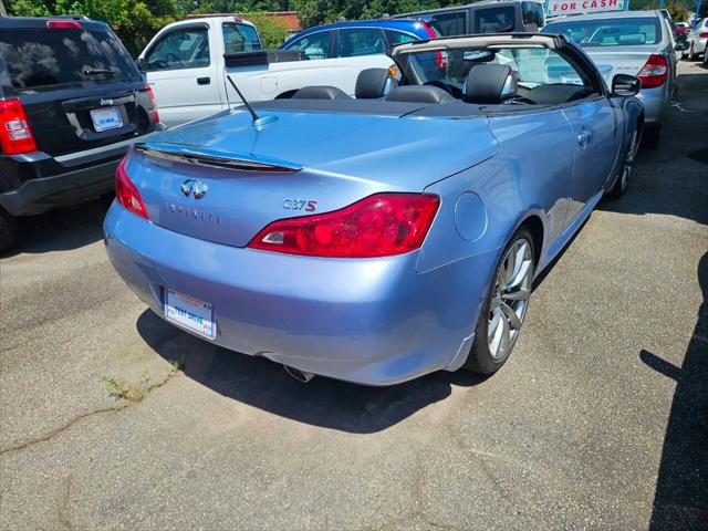 2009 INFINITI G37 Base