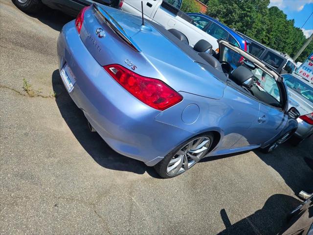2009 INFINITI G37 Base