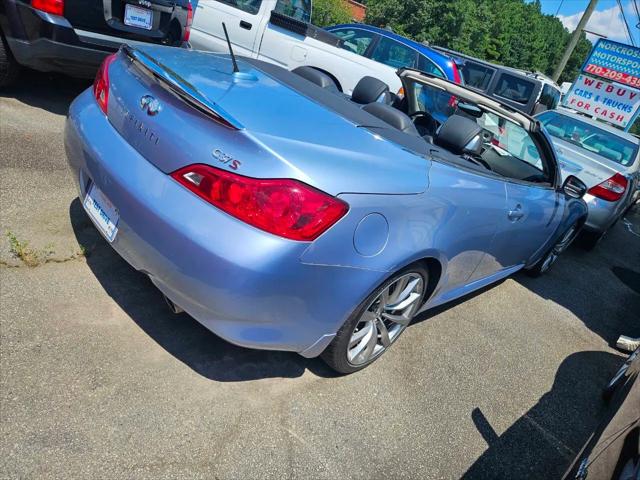 2009 INFINITI G37 Base