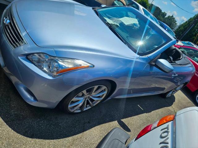 2009 INFINITI G37 Base