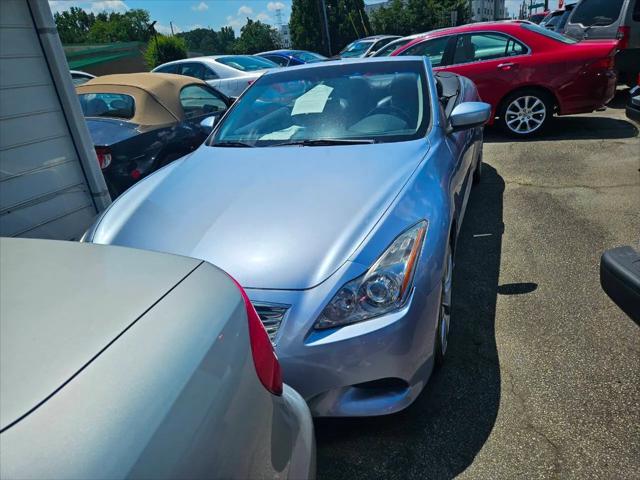 2009 INFINITI G37 Base