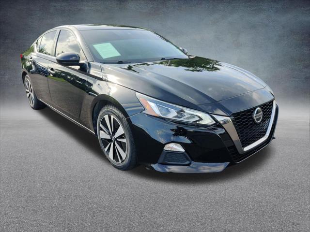 2022 Nissan Altima SR FWD