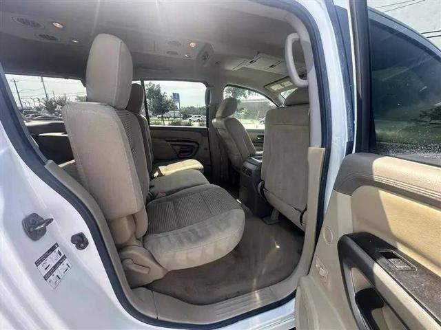 2015 Nissan Armada SV