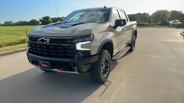 2022 Chevrolet Silverado 1500 4WD Crew Cab Short Bed ZR2