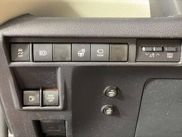 2021 Toyota Sienna Platinum