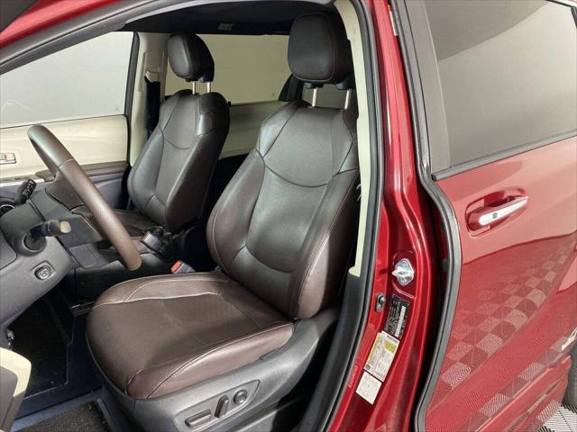 2021 Toyota Sienna Platinum