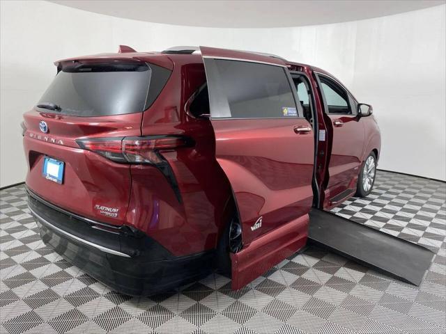 2021 Toyota Sienna Platinum