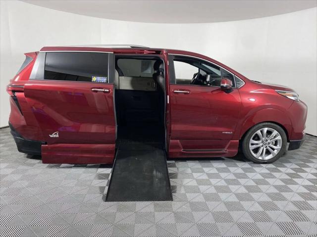2021 Toyota Sienna Platinum
