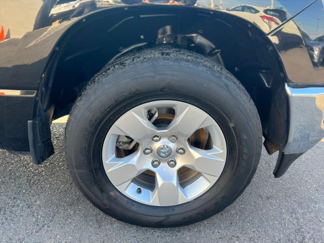 2020 Ram 1500 Big Horn Crew Cab 4x4 5'7" Box
