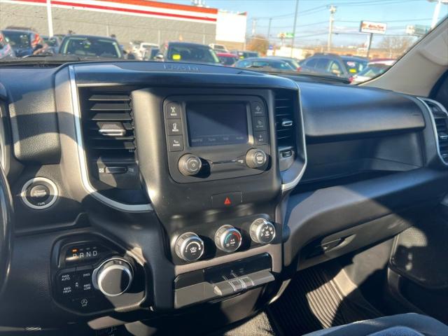 2020 Ram 1500 Big Horn Crew Cab 4x4 5'7" Box