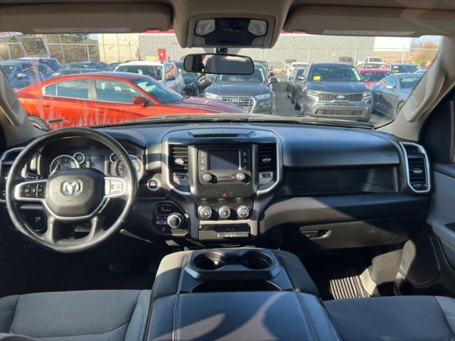 2020 Ram 1500 Big Horn Crew Cab 4x4 5'7" Box