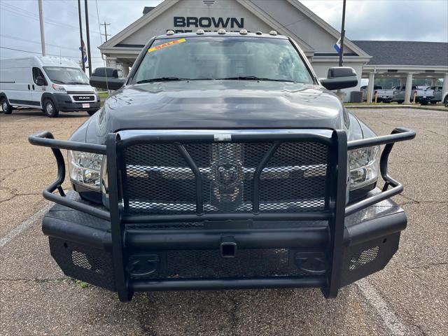 2018 RAM 3500 Chassis Tradesman/SLT/Laramie