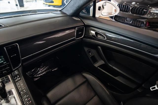 2013 Porsche Panamera GTS