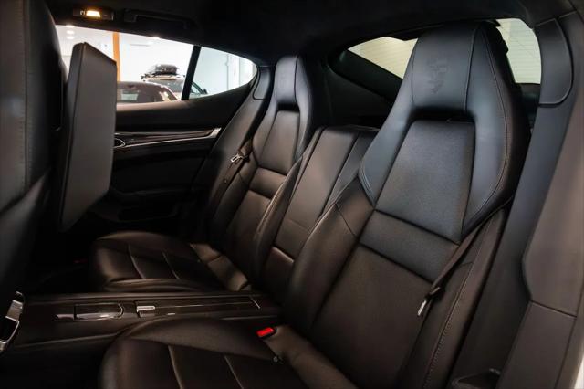2013 Porsche Panamera GTS