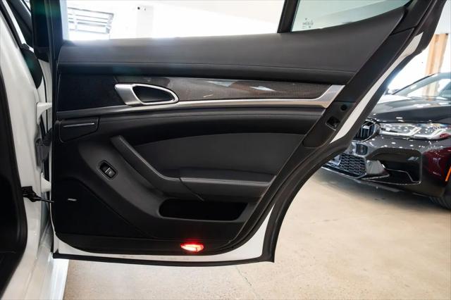2013 Porsche Panamera GTS