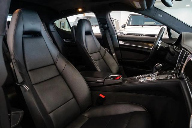 2013 Porsche Panamera GTS